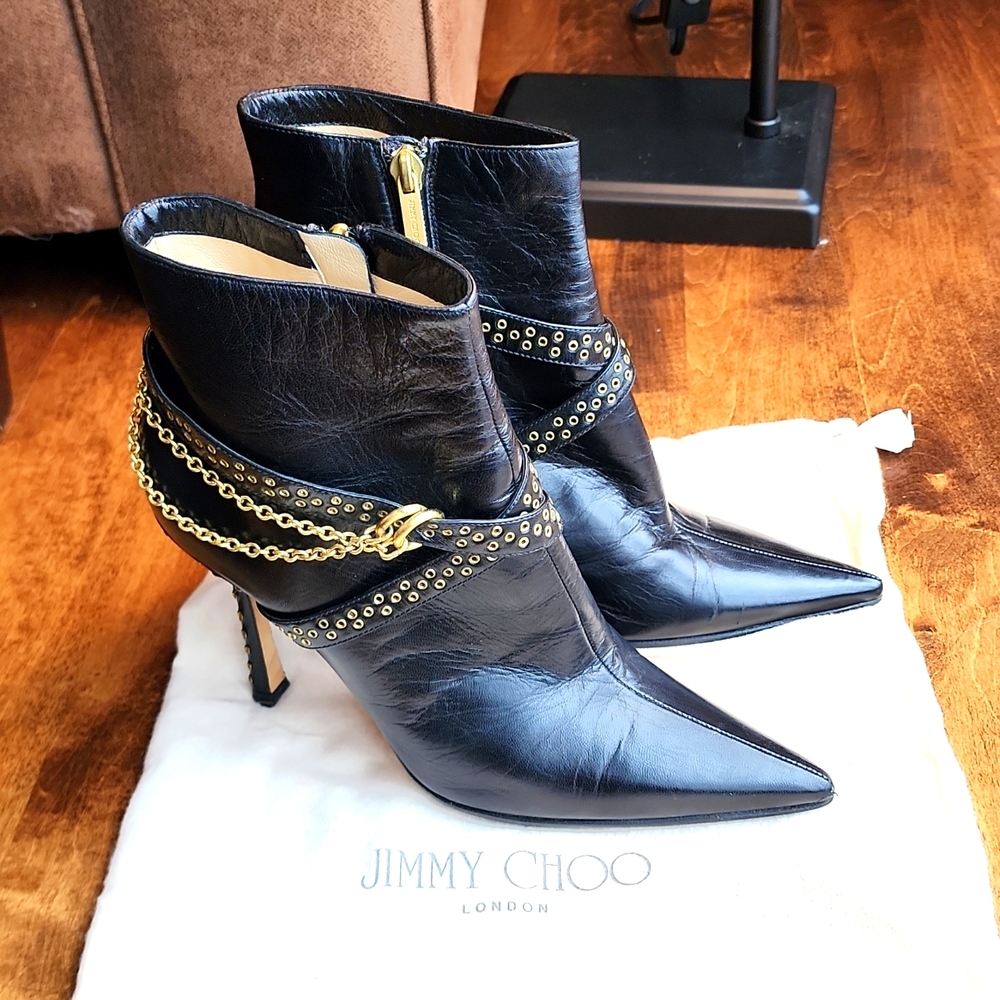 Jimmy Choo Black Leather Grommet Strap and Chain Detail Ankle Boots Size 38.